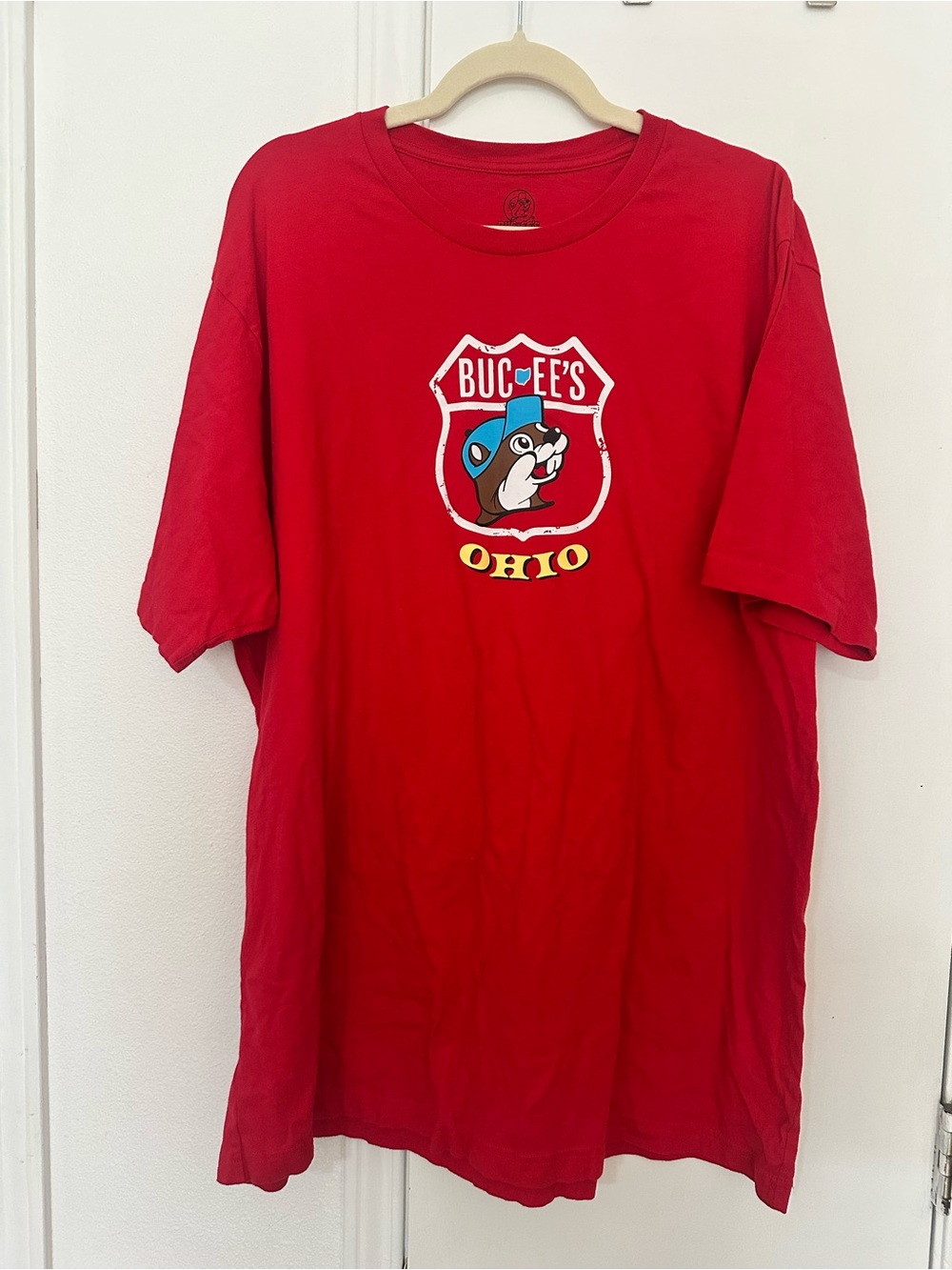 Buc-ee's Ohio Logo Short-Sleeve Tee - Red